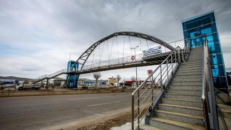 Başkentte 10 yeni yaya üst geçitten 5i hizmette