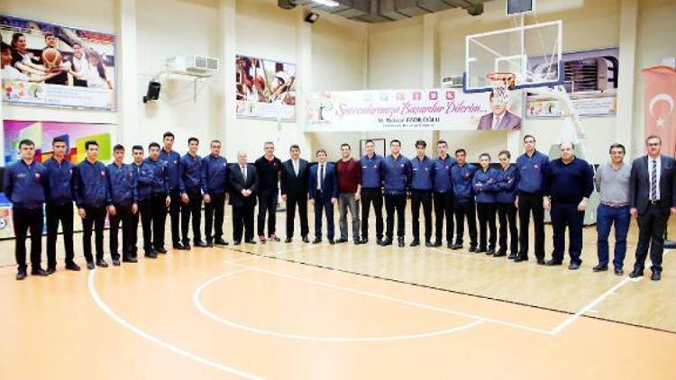 Şehitkamilden basketbola destek