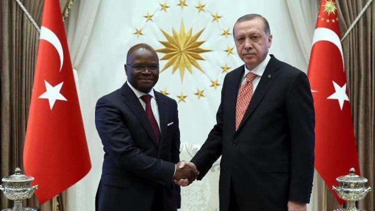 Cumhurbaşkanı Erdoğan, Benin Dışişleri Bakanı Agbenonciyi kabul etti