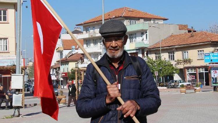 Cumhurbaşkanına destek için yürüyüş başlattı