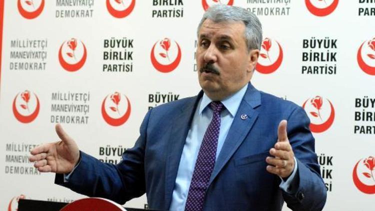 Destici: Türkiye aleyhine el kaldırıyorsa vatan hainidir ve vatan hainlikleri tescillendi