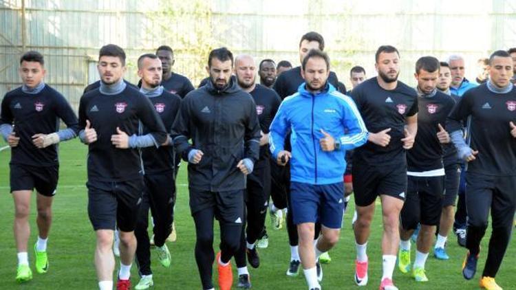 Rajtoralın ölümüyle sarsılan Gaziantepspor, galibiyet istiyor