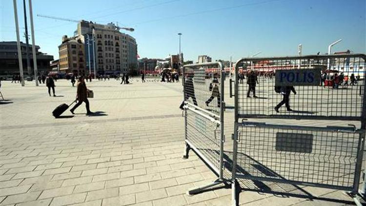 Taksim’de 1 Mayıs tedbirleri başladı