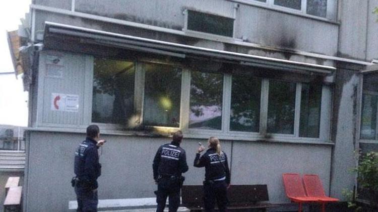 Almanya’da DİTİB camisine molotoflu saldırı