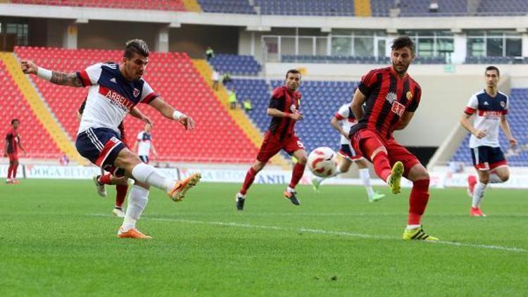 Mersin İdmanyurdu-Eskişehirspor maçı fotografları
