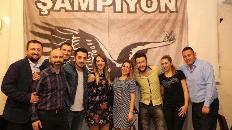 Denizlili Beşiktaşlılardan erken şampiyonluk kutlaması