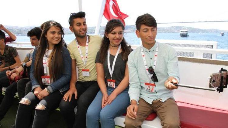 Ek fotoğraflar // Denizi ilk kez gördüler, İstanbul Boğazına hayran kaldılar
