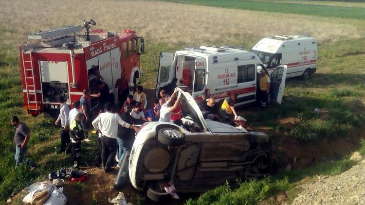 Elazığ’da kaza: 2 ölü, 3 yaralı