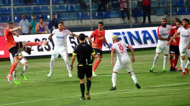 Adanaspor - Antalyaspor maçı fotografları