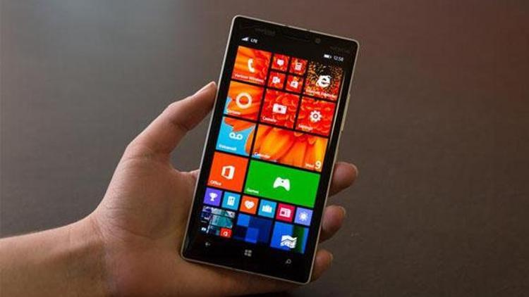 Microsoft Windows Phoneun fişini çekti