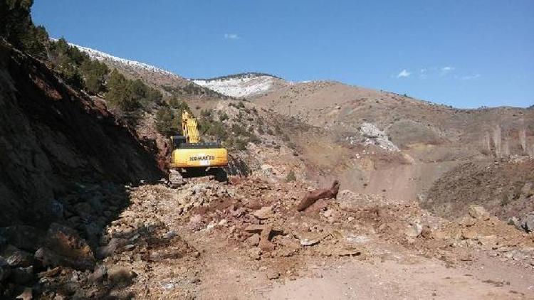 İçmeler-Ilıca yolu yapılıyor