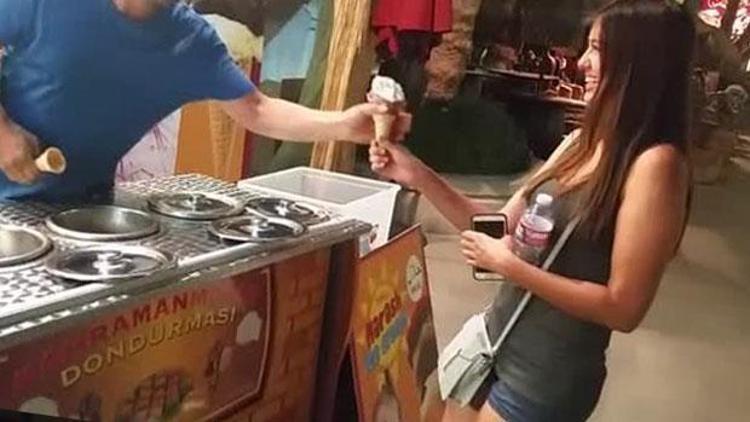 Turiste dondurma tokadı