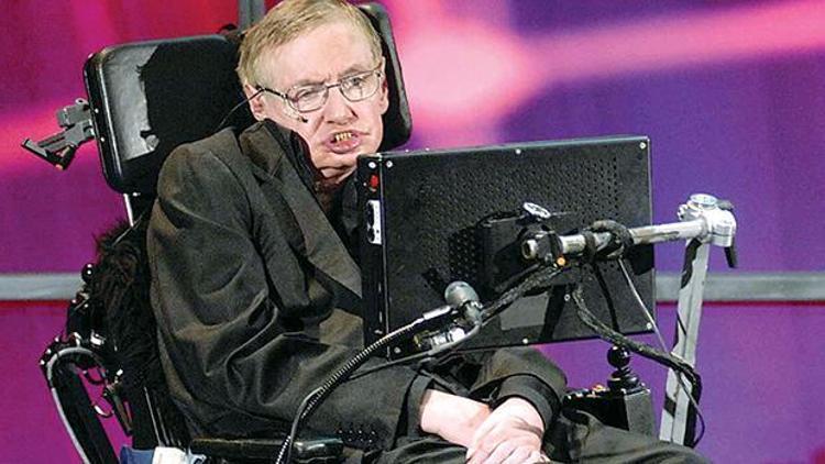 Stephen Hawking: Dünyayı 100 yıl içerisinde terk etmeliyiz