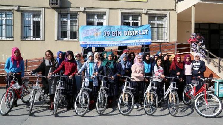 İstanbulda bisiklet seferberliği 39 bin bisiklet  okullara dağıtılıyor