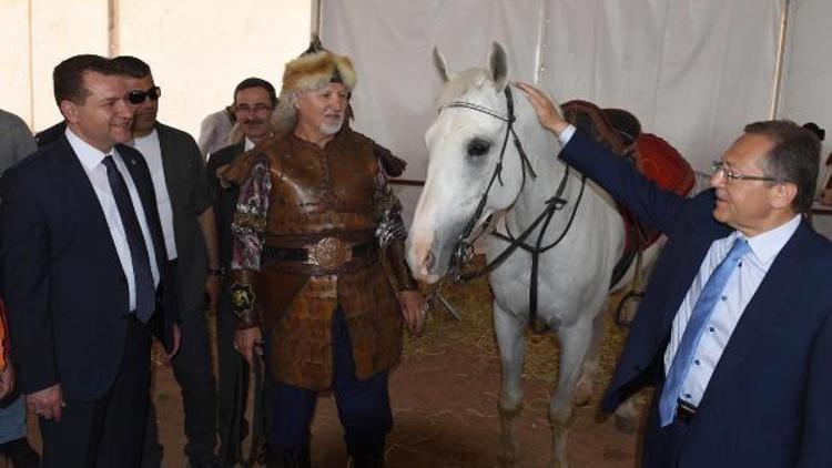 Balıkesirde okçuluk ve atlı savaş sanatları festivali