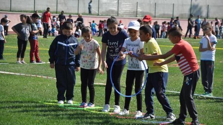 Edirne’de ilkokul fiziksel etkinlik oyunları yapıldı