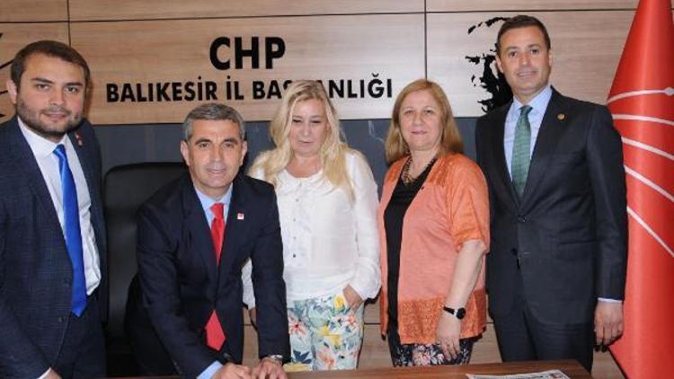 CKD Başkanı Tunalı CHPye üye oldu