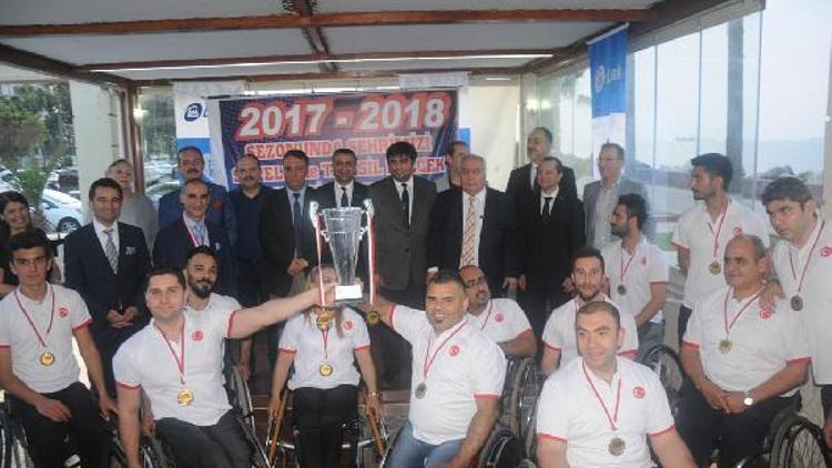 LimakPort İskenderun Engelliler Kulübü, şampiyonluk kupasını aldı