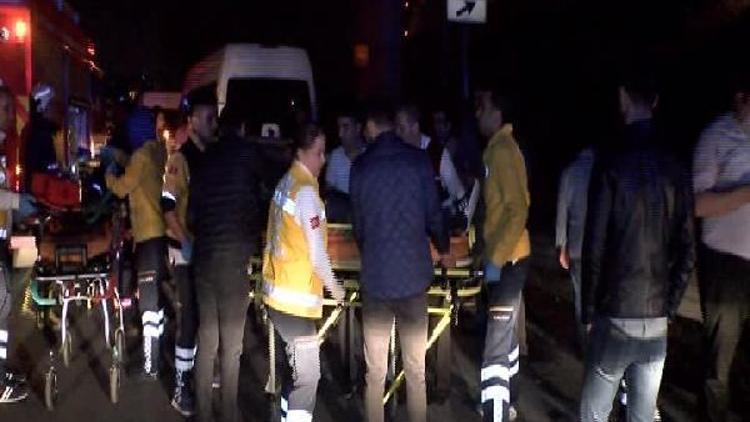 Bağcılarda trafik kazası: 3ü ağır 5 yaralı