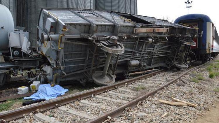 Kırıkkalede ilaçlama yapan tren vagonu devrildi: 1 ölü, 3 yaralı