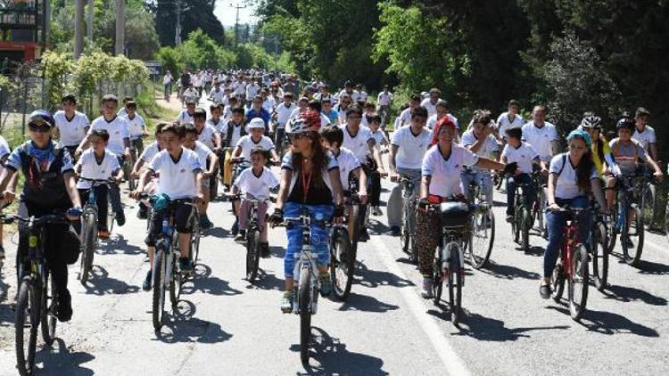 Yüzlerce kişi pedal çevirdi