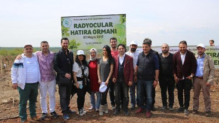 Beykoz Belediyesi düzenledi, radyocular fidan dikti