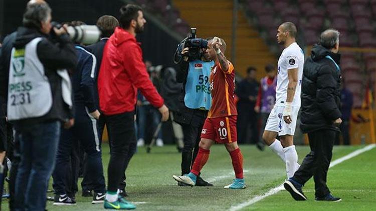 Sneijder ile 3 arkadaşı arkamdan iş çevirdi