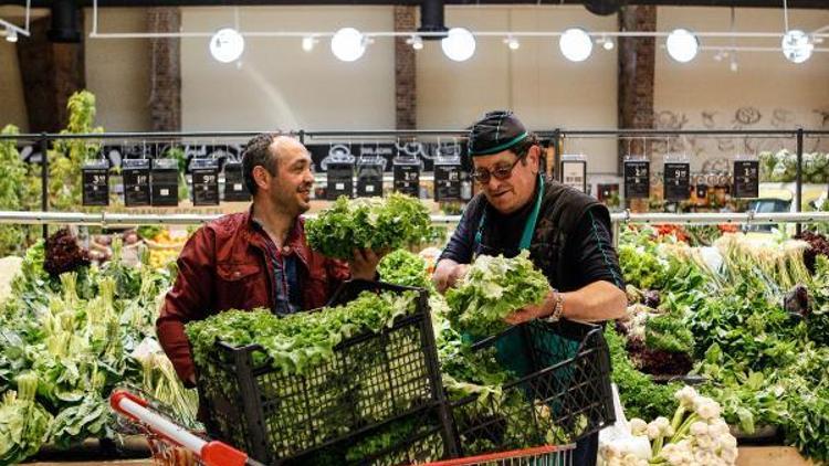 İstinye CarrefourSA  6 nilyonluk çıpa konsepti ile yenilendi