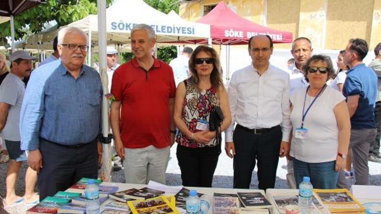 Sökedeki kitap kampanyası edebiyat şölenine dönüştü