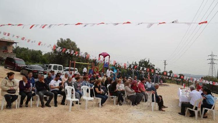 Başkan Tarhan halk gününde