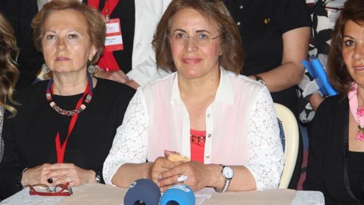 CHPli kadınlar İzmirde toplandı