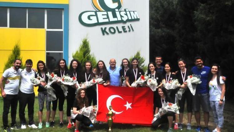 Gelişim Koleji namağlup şampiyon