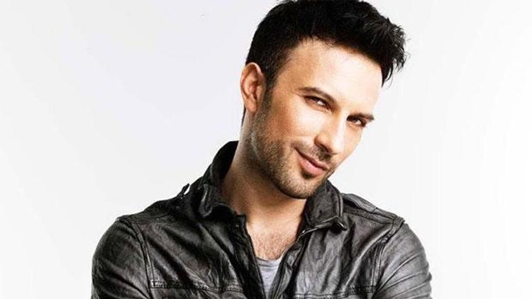 Megastar Tarkan Atatürke hakaret edenlere karşı sessiz kalamadı