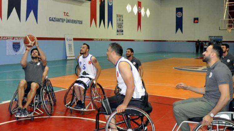 Engelli basketçiler, Gaziantep Basketbolu yendi