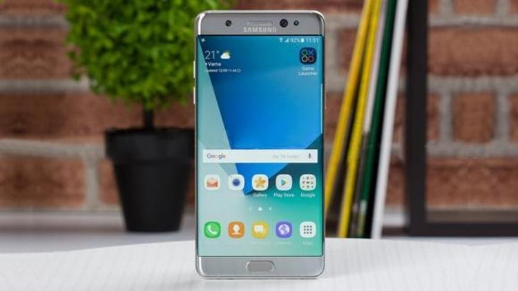 Galaxy Note 7nin fiyatı yarı yarıya düşüyor