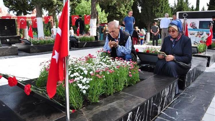 Soma’daki acının üçüncü yılında gözyaşları sel oldu