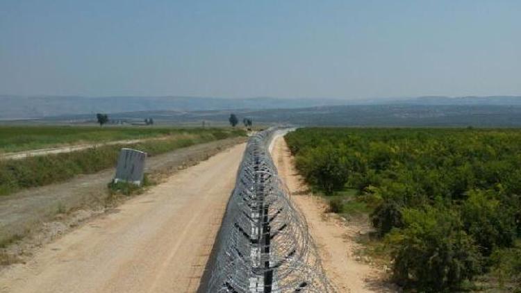 İran sınırına 144 kilometrelik duvar