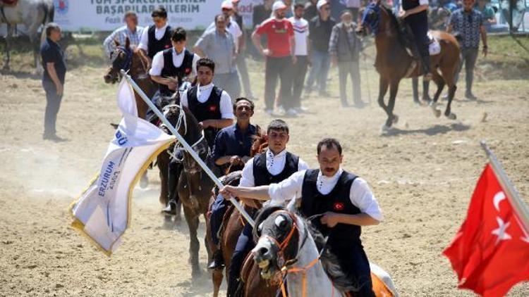 Kağıthanede Atlı Cirit yarışmaları büyük ilgi gördü