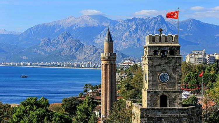 Antalyada terör alarmı: İzinsiz olanlar düşürülecek