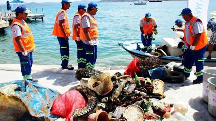 Torba Koyunda deniz dibi temizliği