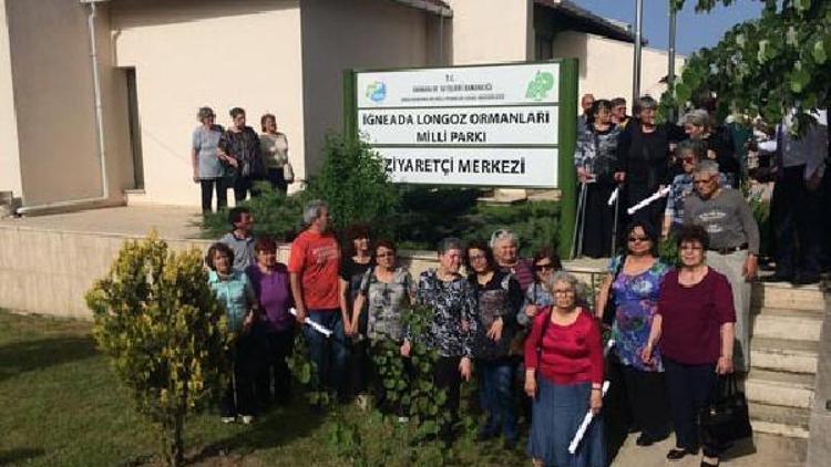 Bulgar engelliler, Longoz ormanları parkını ziyaret etti
