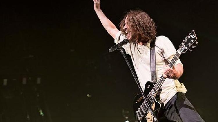 Rock yıldızı Chris Cornell hayatını kaybetti