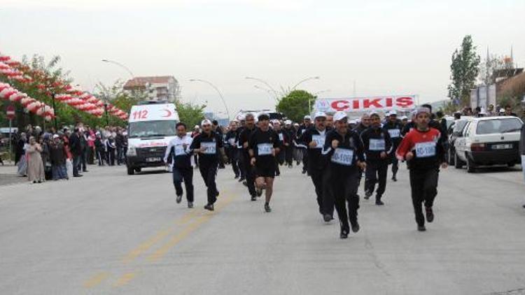 Dedeler ve Neneler Koşusu ile yağlı güreşler başlıyor