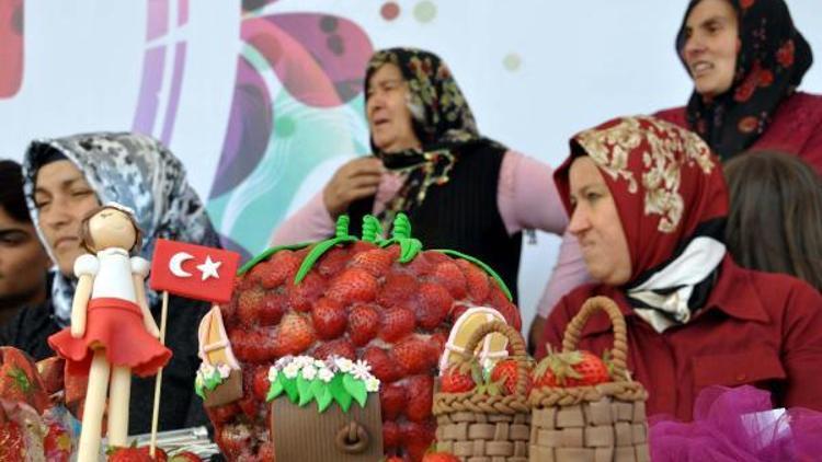 Zonguldakta en güzel çilekli pasta yarışması
