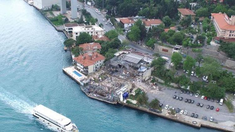 Ek fotoğraflar// Ünlü gece klübü Reina da yıkım