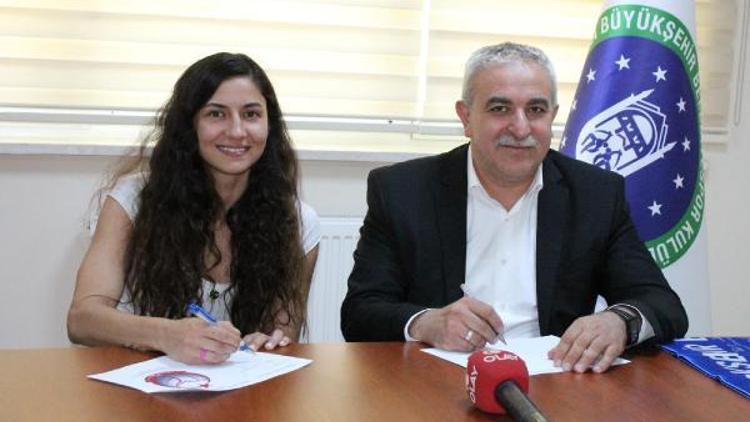 Bursa Büyükşehir Belediyespor Nilay Özdemiri kadrosuna kattı