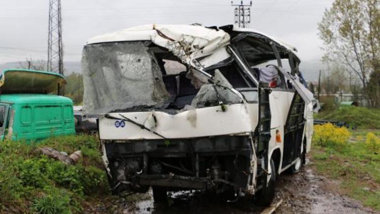 Zonguldakta 10 kişinin öldüğü kazada midibüs sürücüsü asli kusurlu