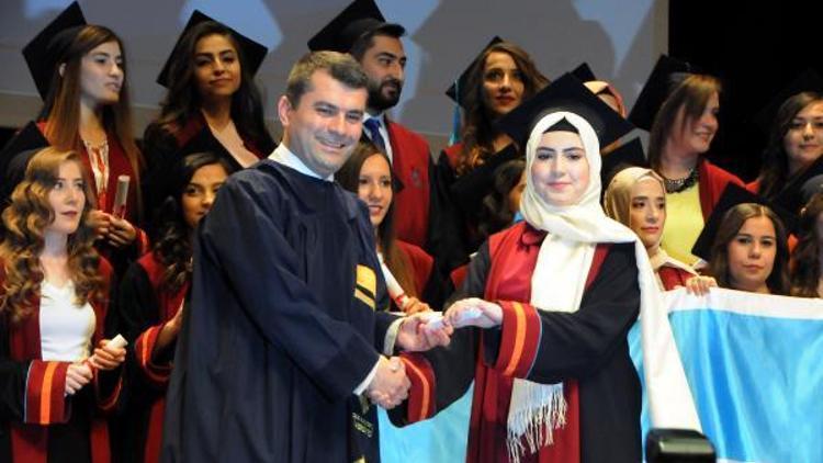 Kalyoncu Üniversitesinde mezuniyet coşkusu