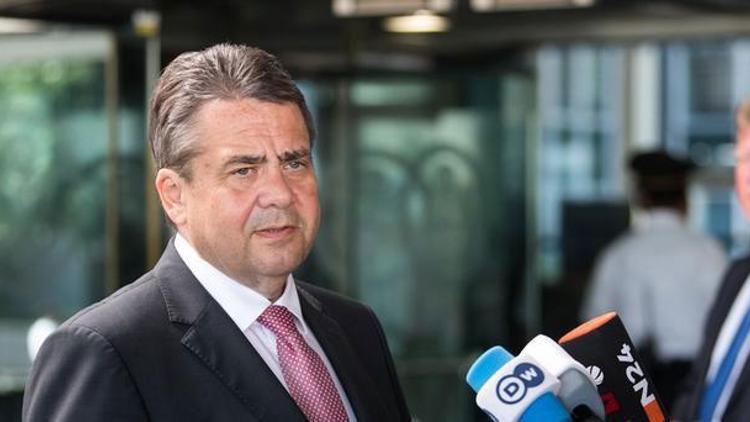 Alman bakandan tuhaf iddia: Türkiye giriş yasağı uyguluyor