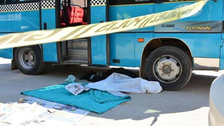 İndiği minibüsün altında kalan 88 yaşındaki kadın öldü